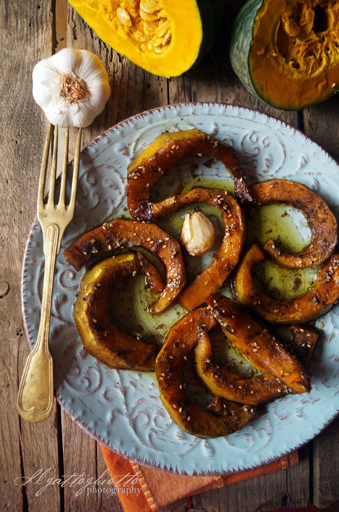 Essenza: zucca al forno con miele e zaatar