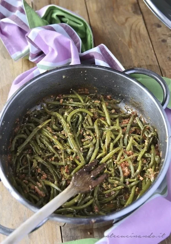 Fagiolini latte e bacon: la ricetta di casa