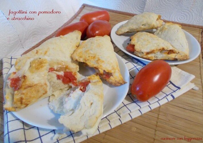 Fagottini con pomodoro e stracchino