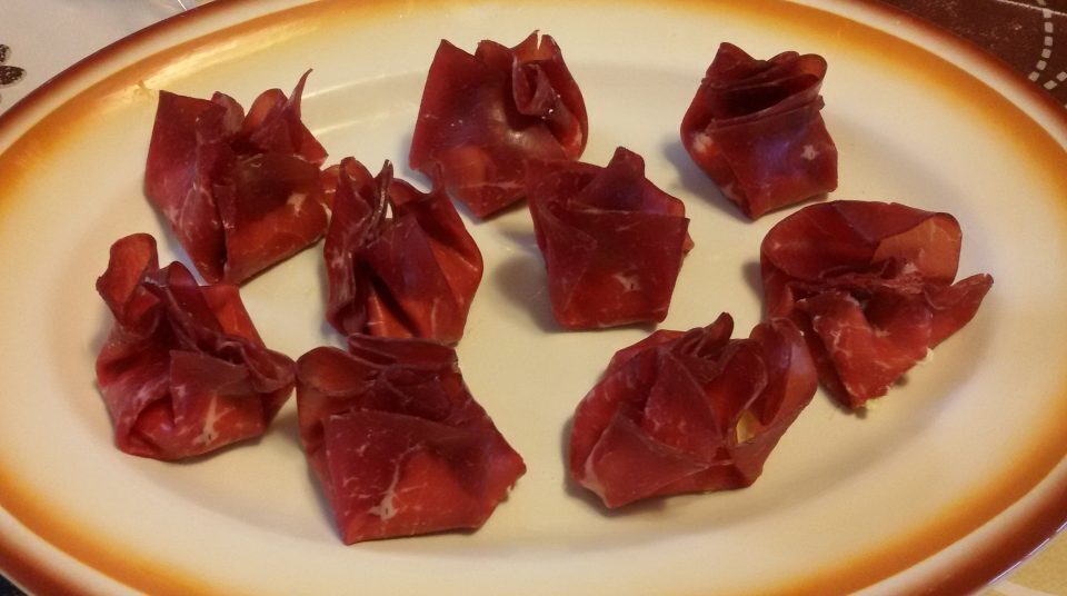 Fagottini di bresaola e avocado