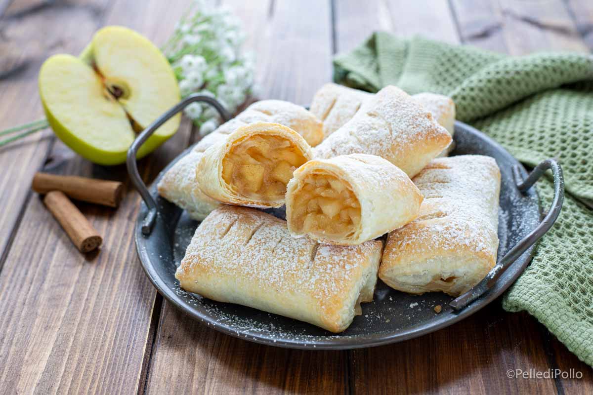 Fagottini di mele e pasta sfoglia