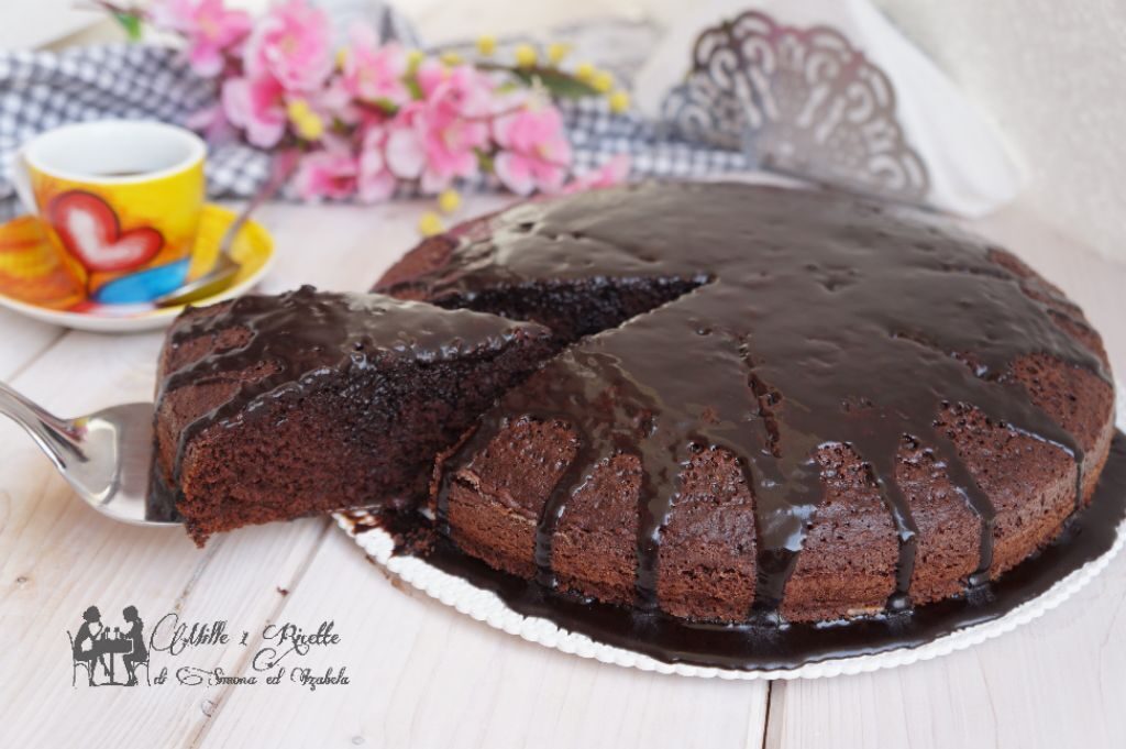 Famosa torta al vino rosso