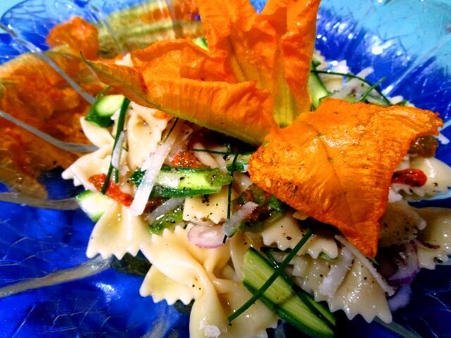 Farfalle ai fiori di zucchina