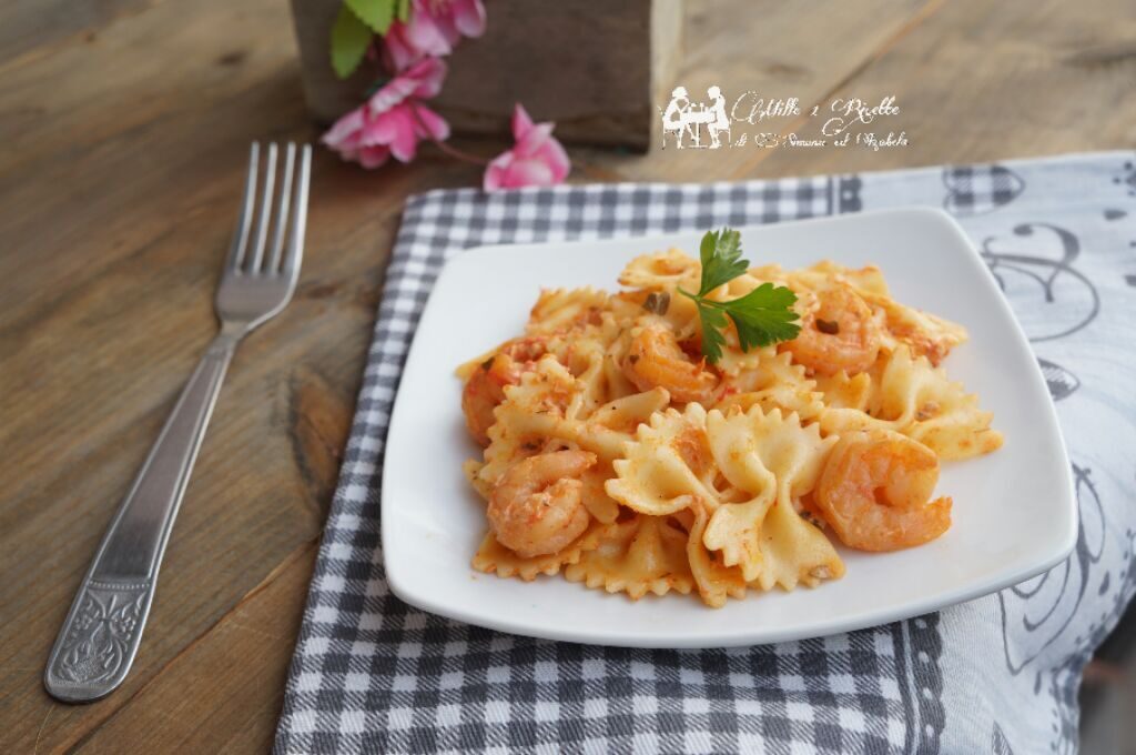 Farfalle ai gamberi nella crema di pomodoro