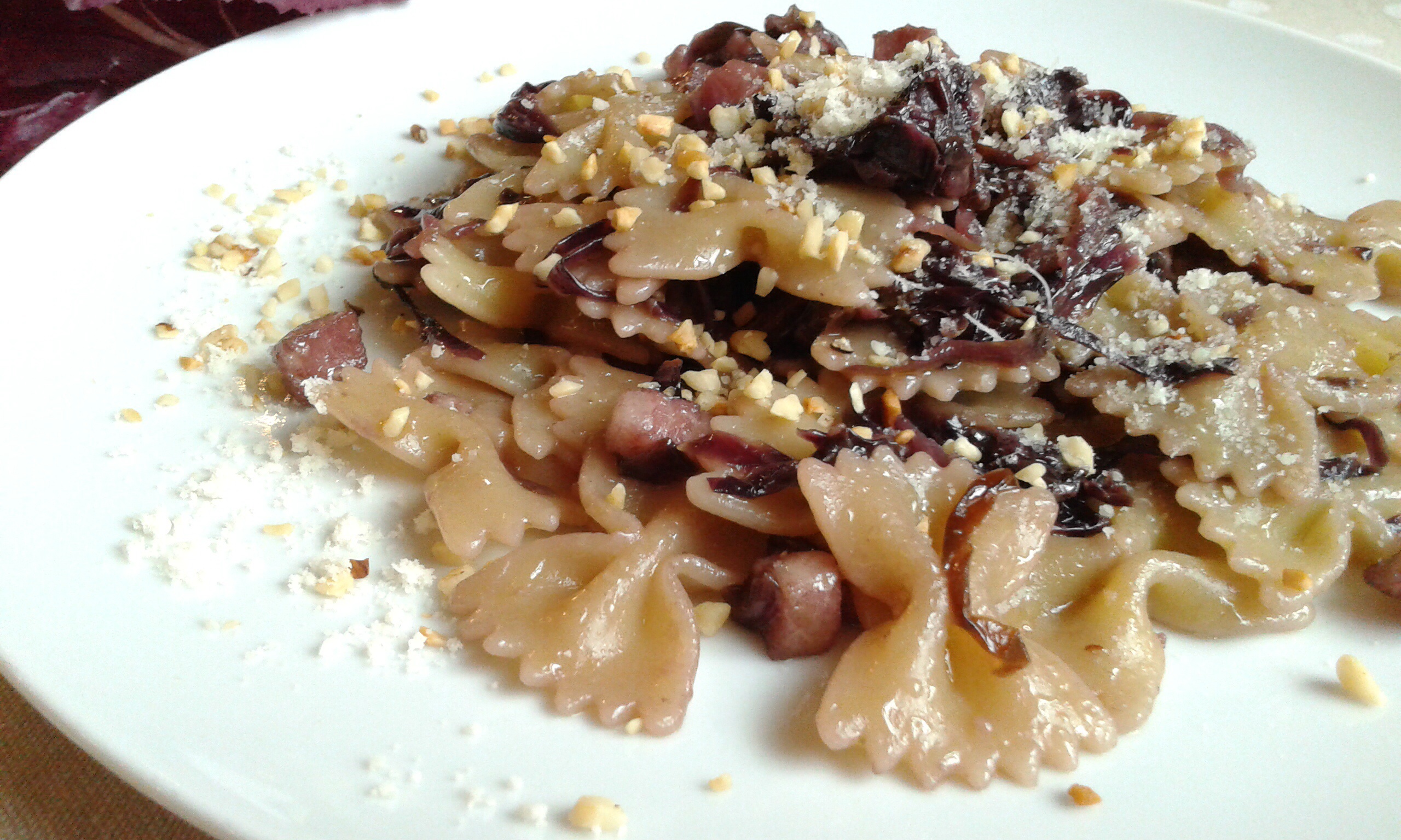 Farfalle al radicchio rosso