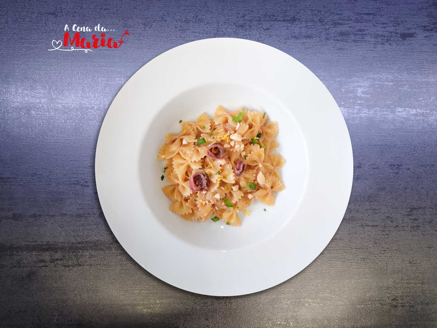 Farfalle con alici, limone e mandorle