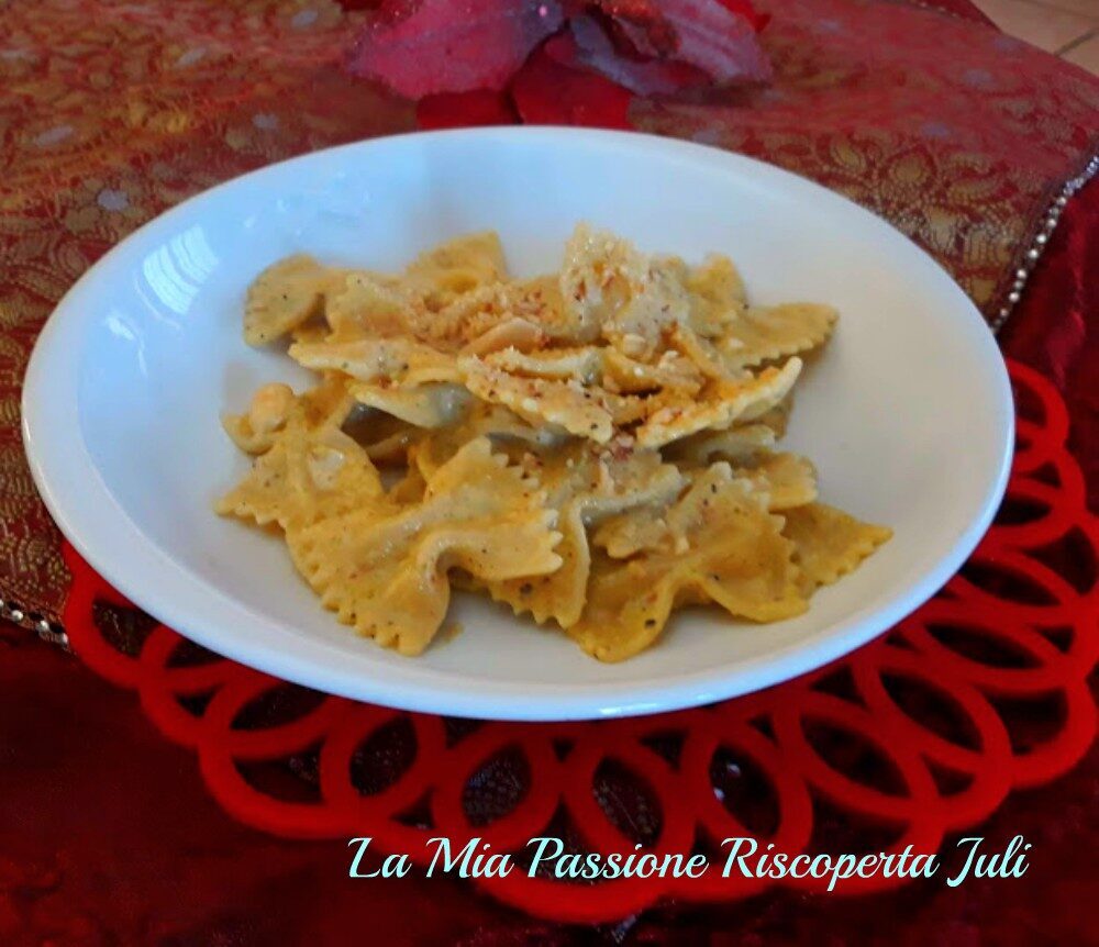 Farfalle con crema di pistacchio