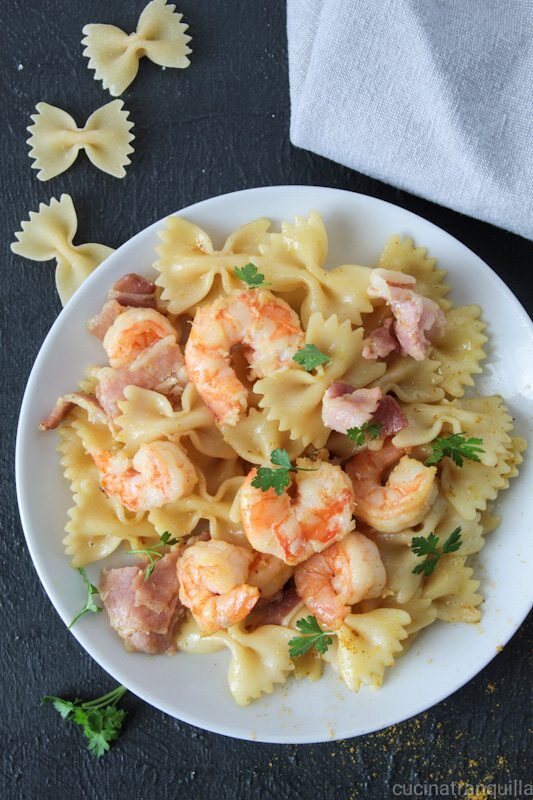 Farfalle con pancetta e mazzancolle