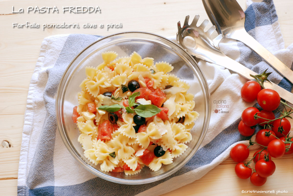 Farfalle con pomodorini, olive e pinoli