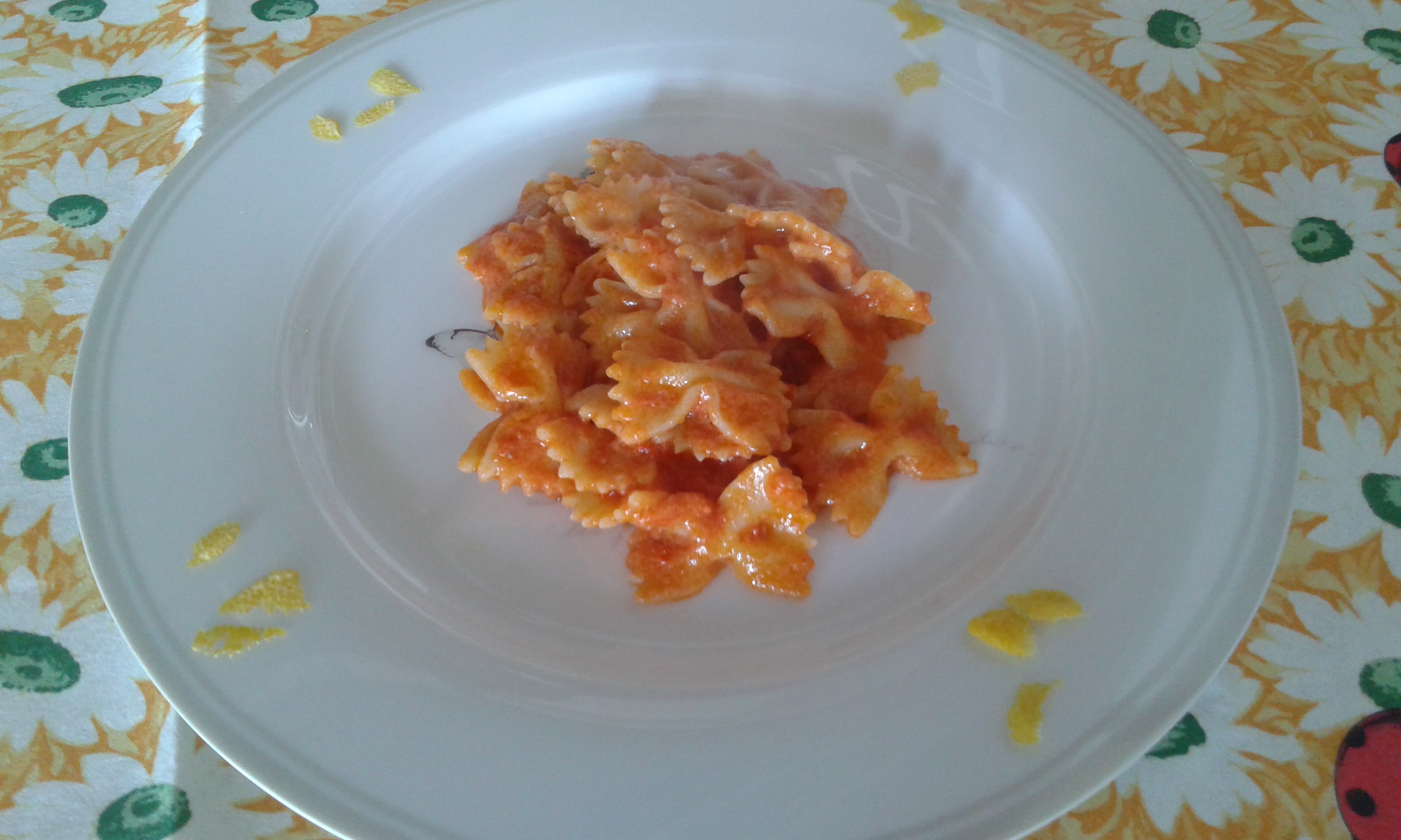 Farfalle con tonno al sentore di limone