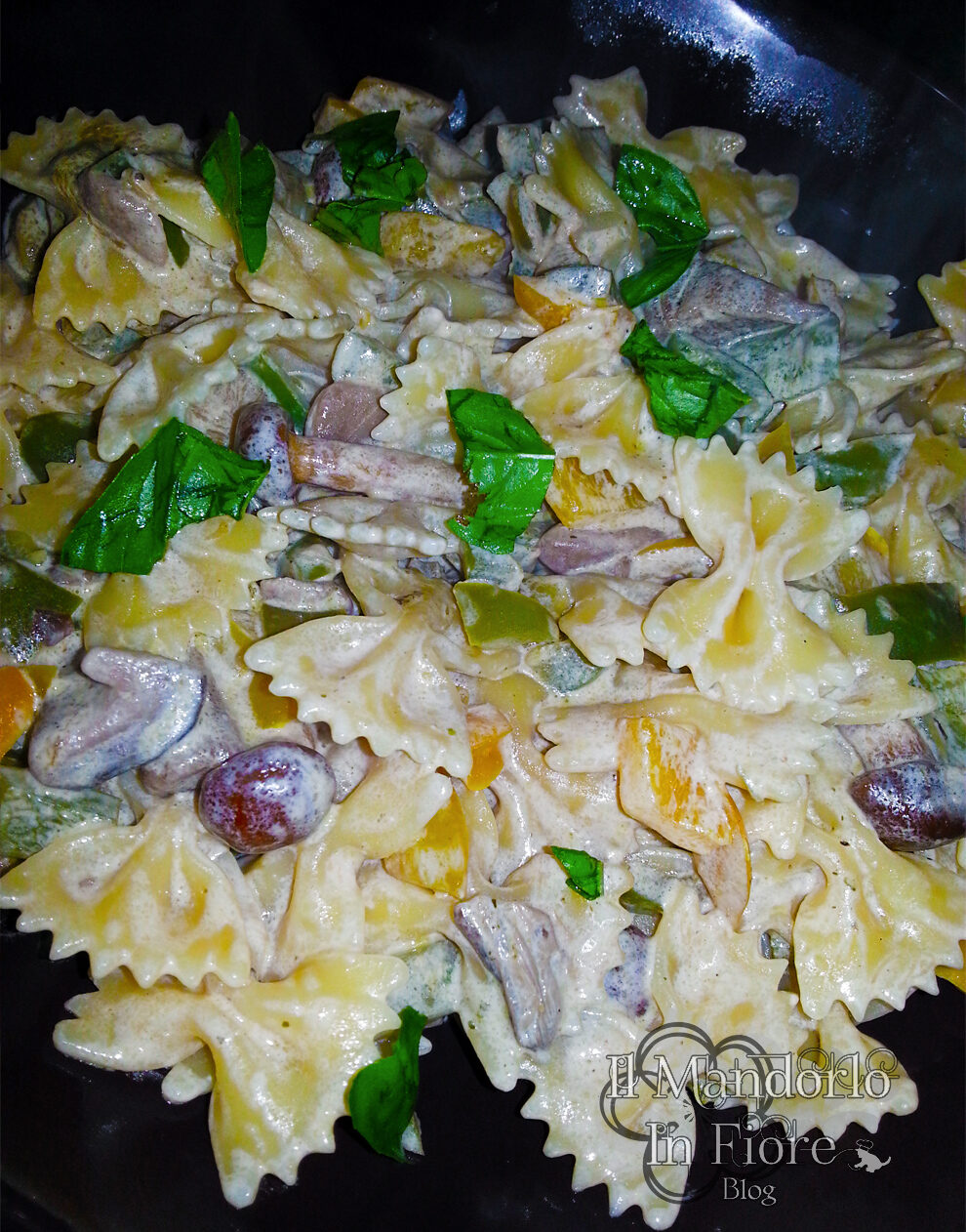 Farfalle funghi peperoni zafferano e philadelphia