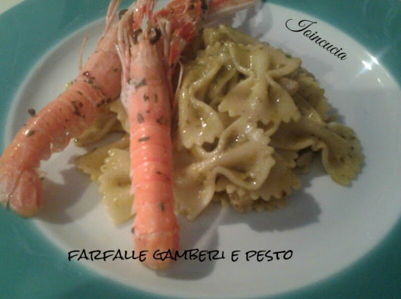 Farfalle gamberi e pesto