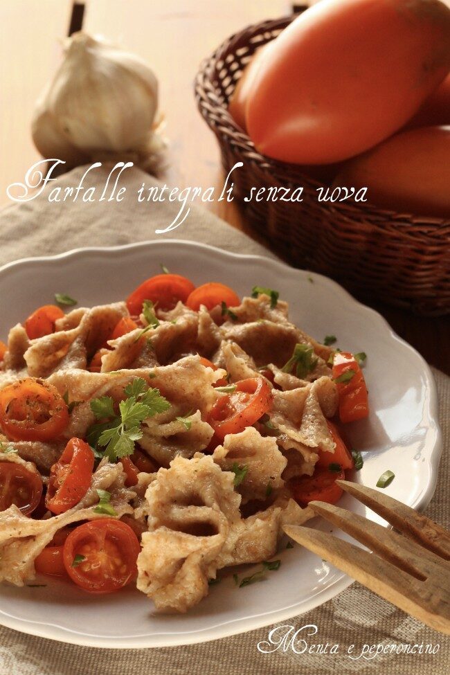 Farfalle integrali senza uova