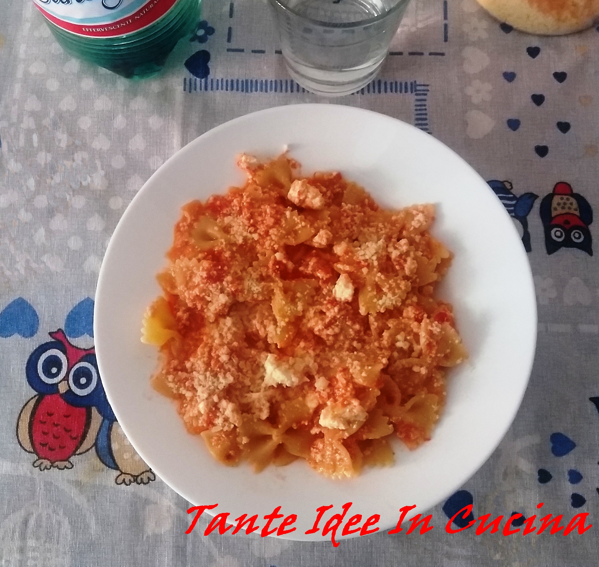 Farfalle pomodoro & ricotta