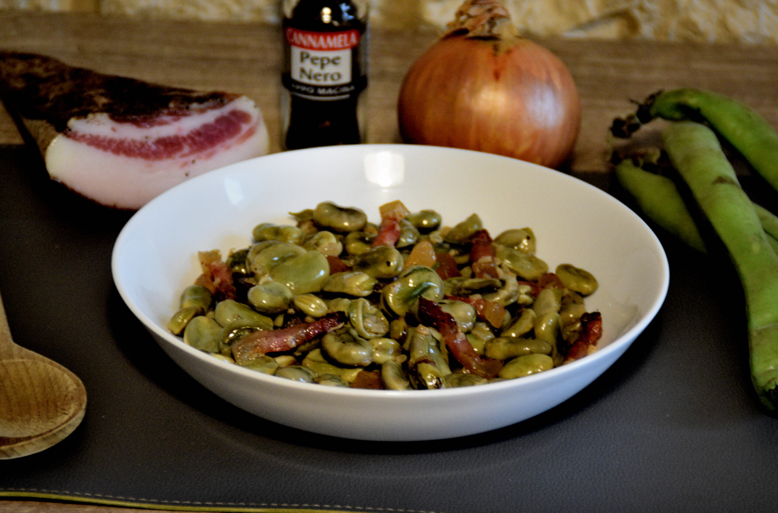 Fave fresche ricetta con guanciale: fatte in padella