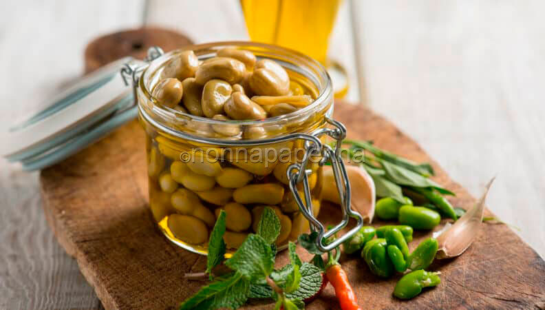 Fave sott’olio, la conserva per ogni occasione