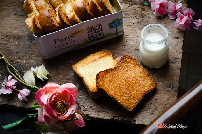 Fette biscottate alla panna