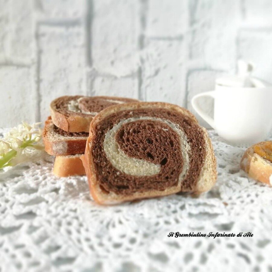 Fette biscottate bicolori