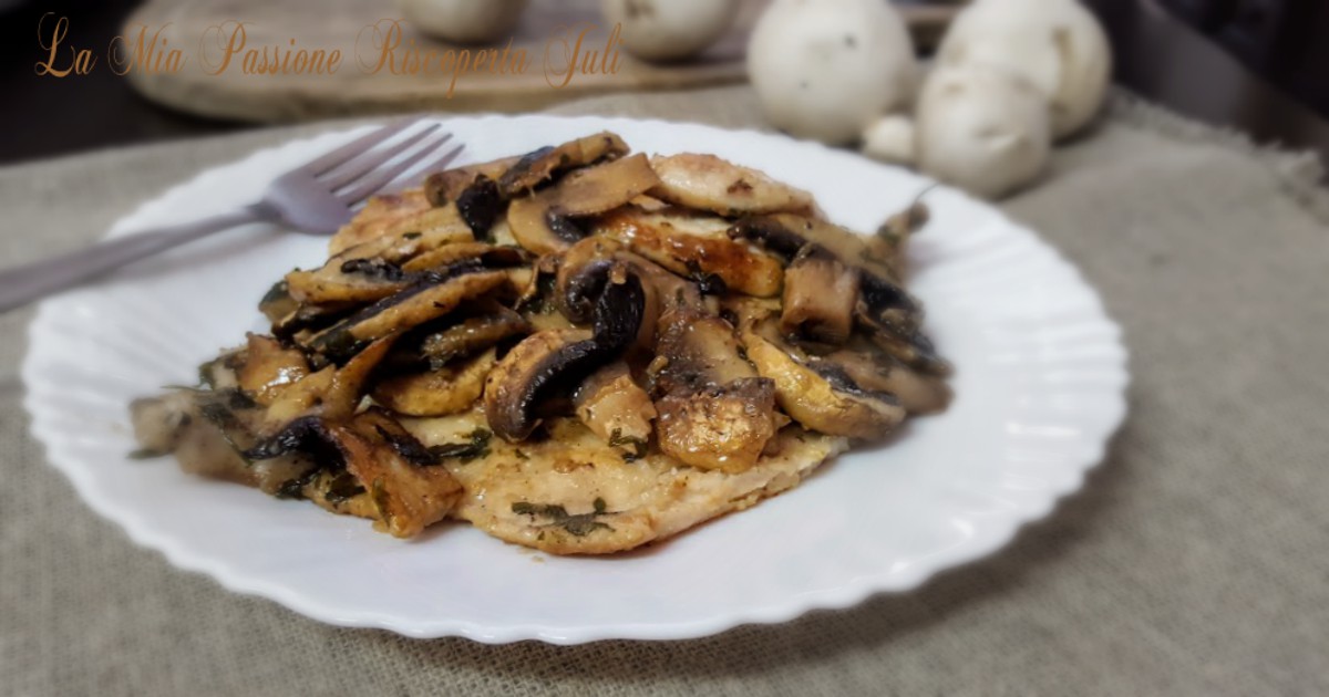 Fettina di pollo con funghi al limone
