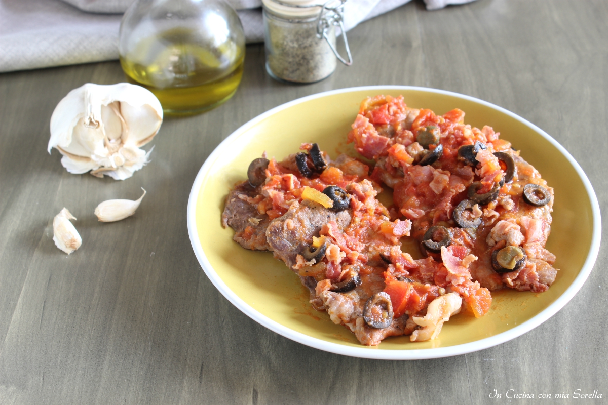 Fettine con pancetta e olive