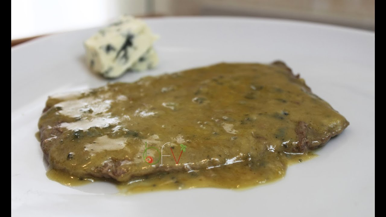 Fettine di vitello al formaggio roquefort [videoricetta]