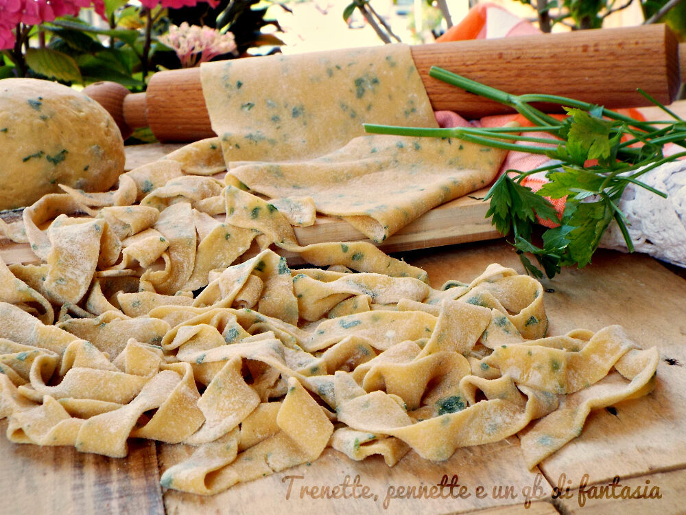 Fettuccine al prezzemolo fatte in casa