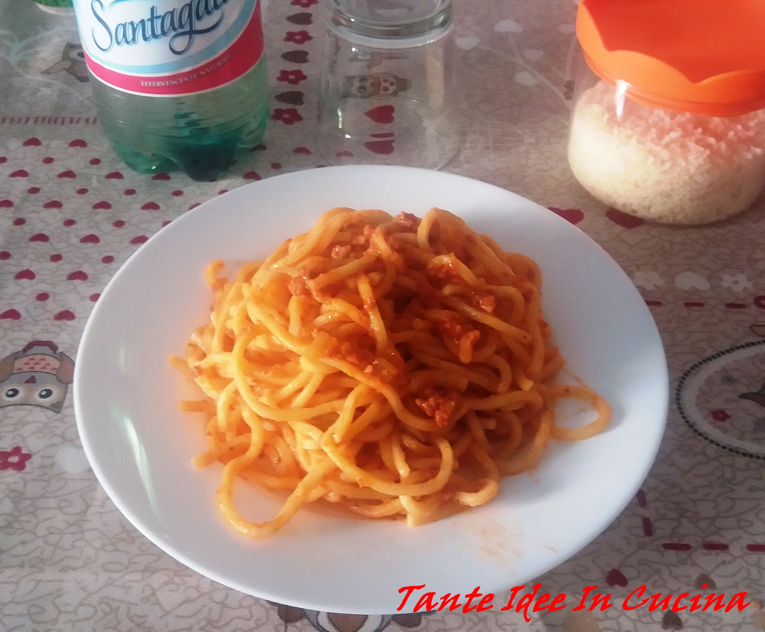 Fettuccine al ragù di salsiccia