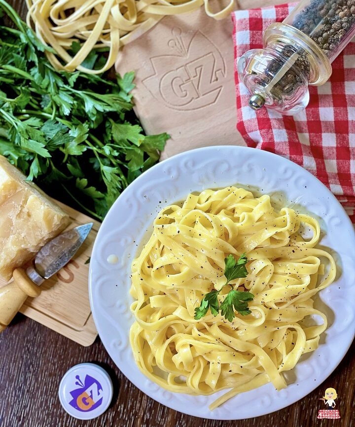Fettuccine alfredo ricetta facile e veloce