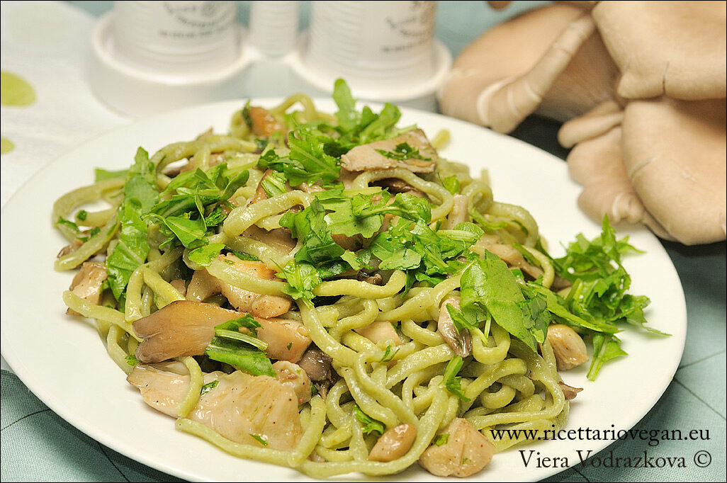 Fettuccine alla rucola con pasta maker Philips
