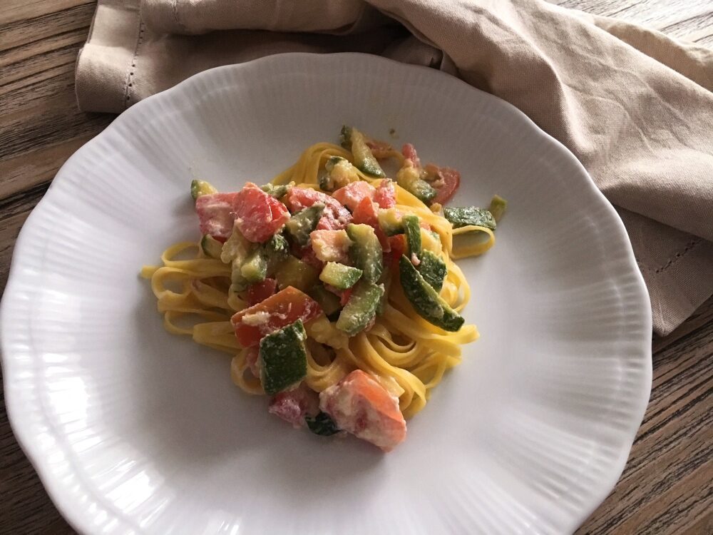Fettuccine pomodorini, zucchine, ricotta e limone