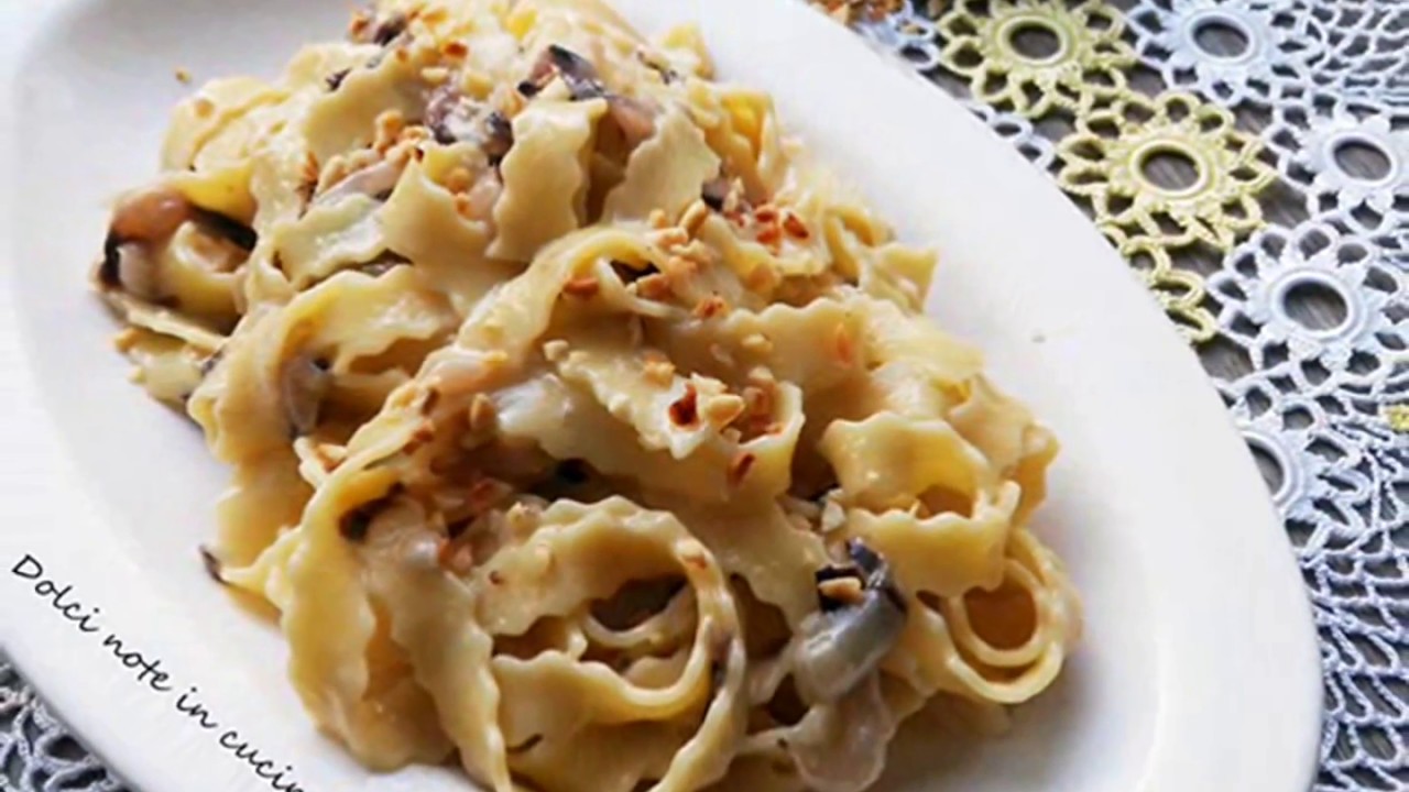 Fettuccine ricce con gorgonzola e radicchio
