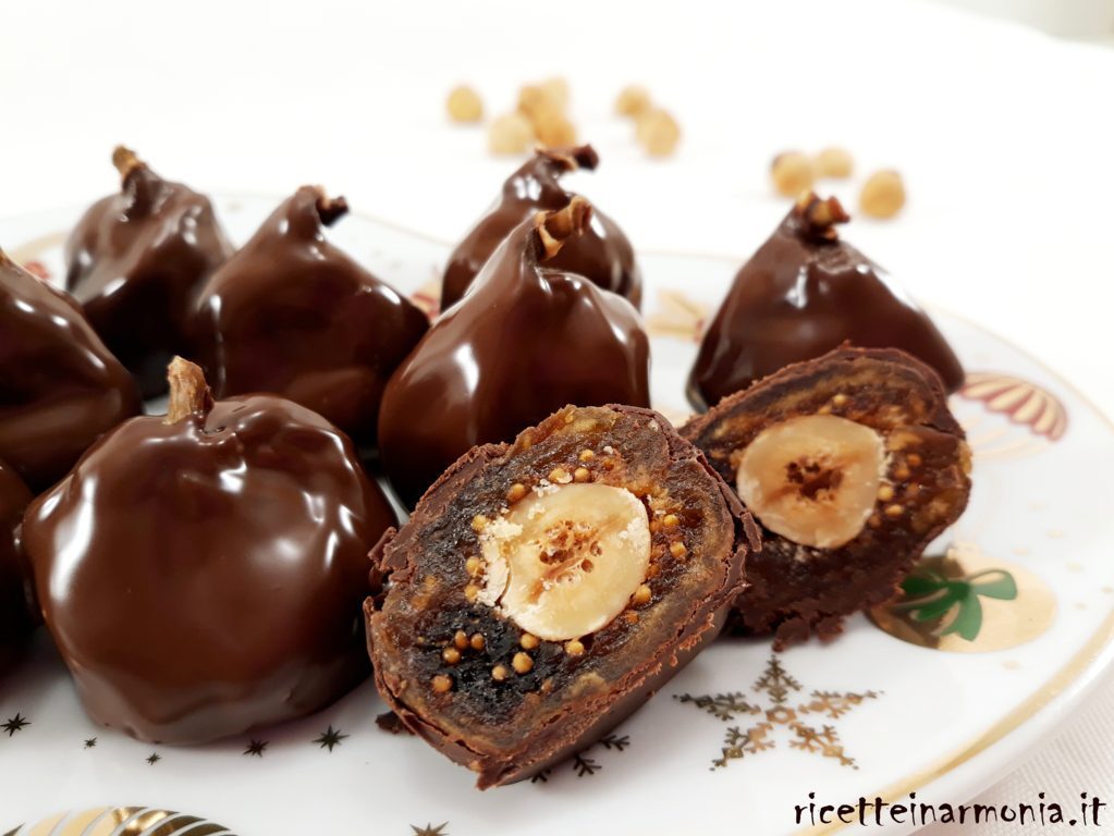 Fichi secchi al cioccolato fondente