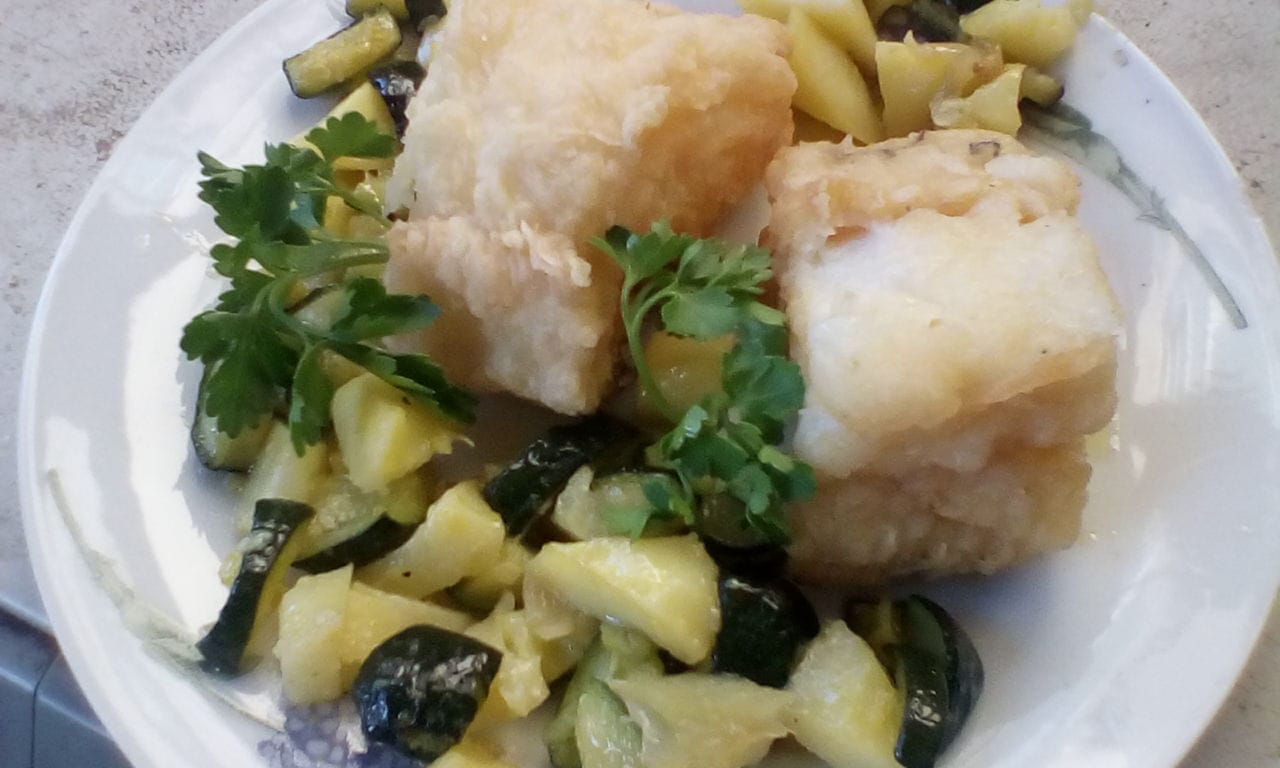 Filetti di baccalà con patate e zucchine
