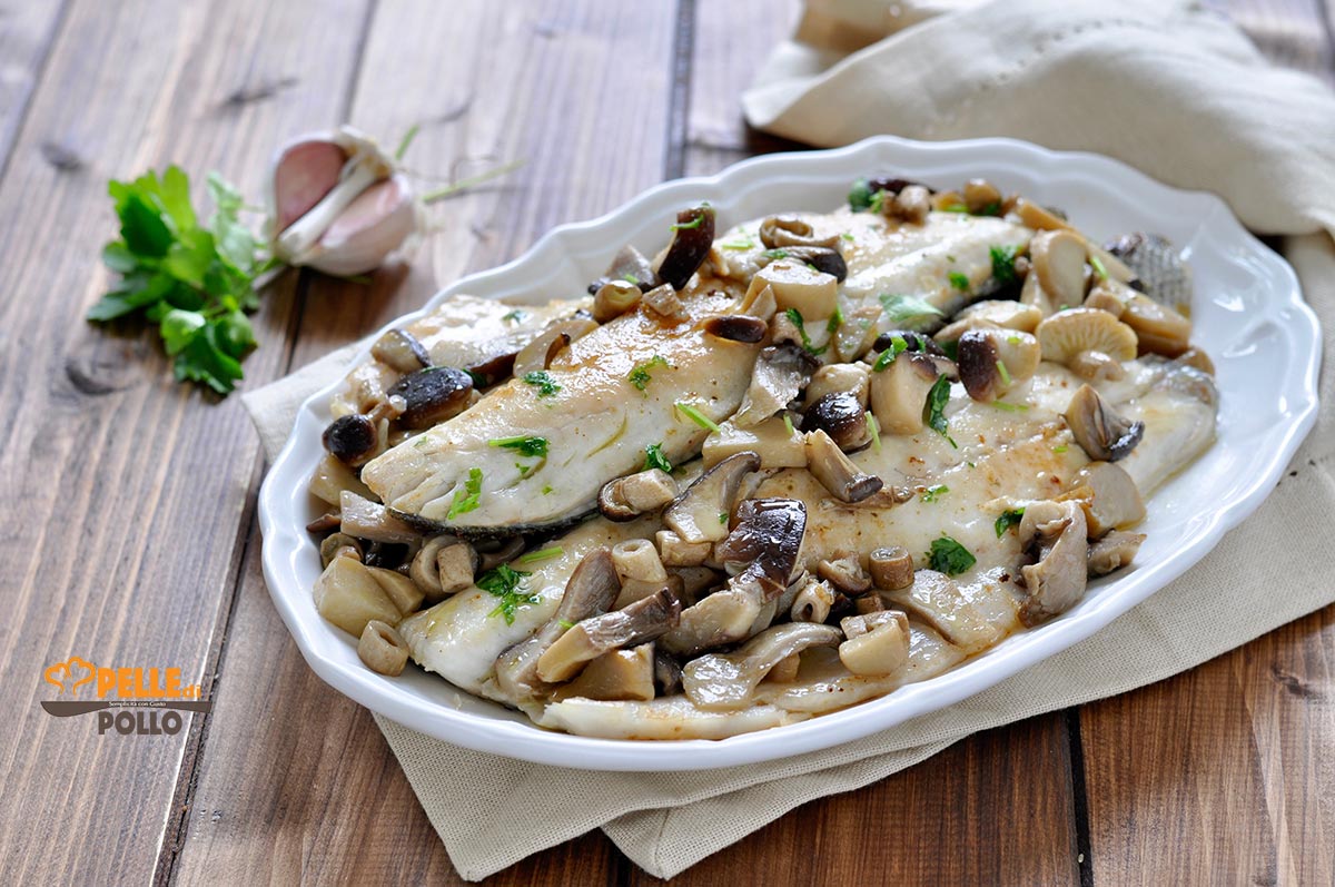 Filetti di branzino ai funghi
