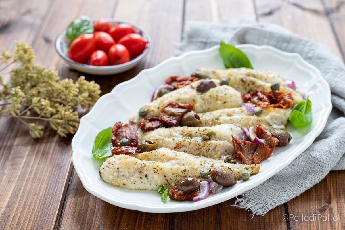 Filetti di gallinella al forno alla mediterranea