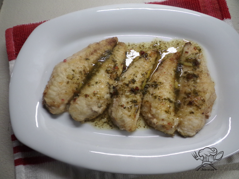 Filetti di gallinella al limone e pepe rosa