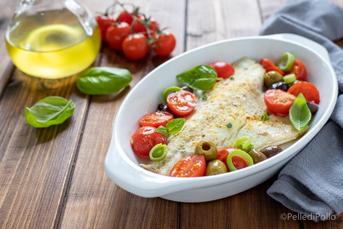 Filetti di orata con pomodorini e olive