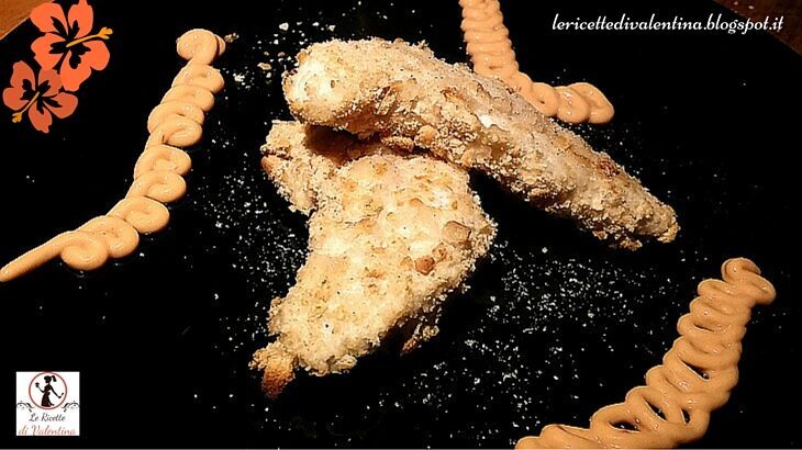 Filetti di petto di pollo impanati nei ritz