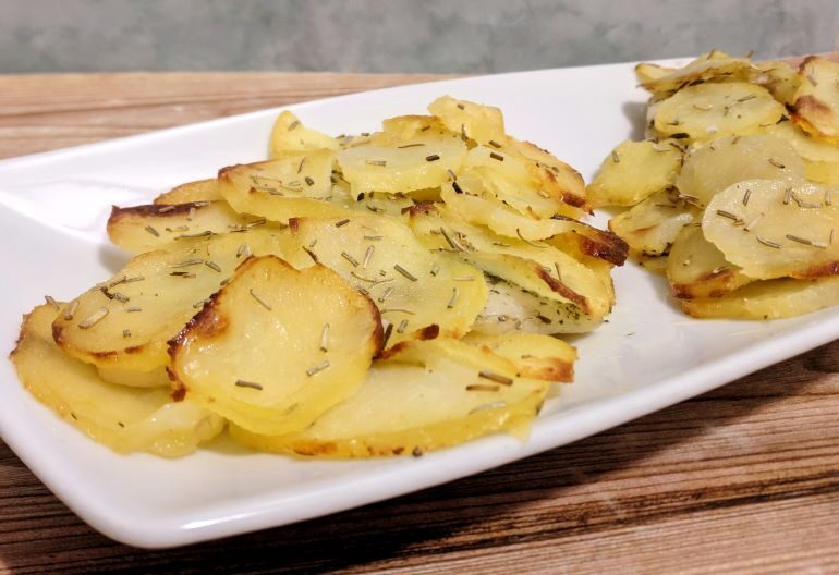 Filetti di platessa in crosta di patate