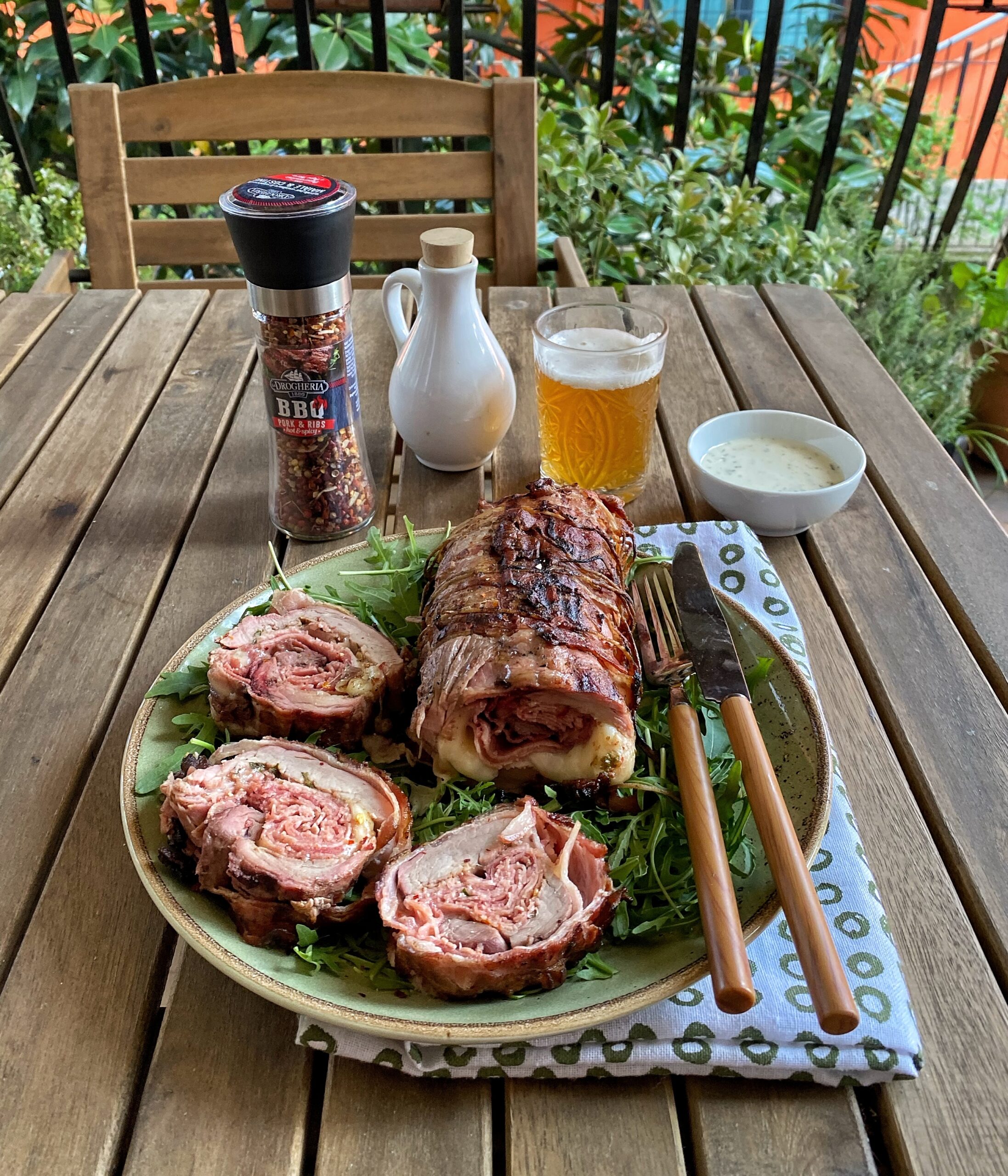 Filetto di maiale farcito cotto al bbq