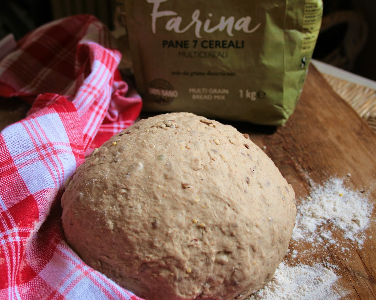 Filoncini di pane con farina multi cereali e semi