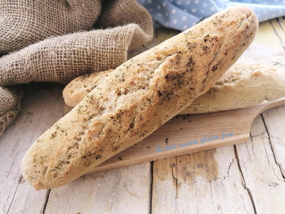 Filoncini di pane senza glutine all’origano