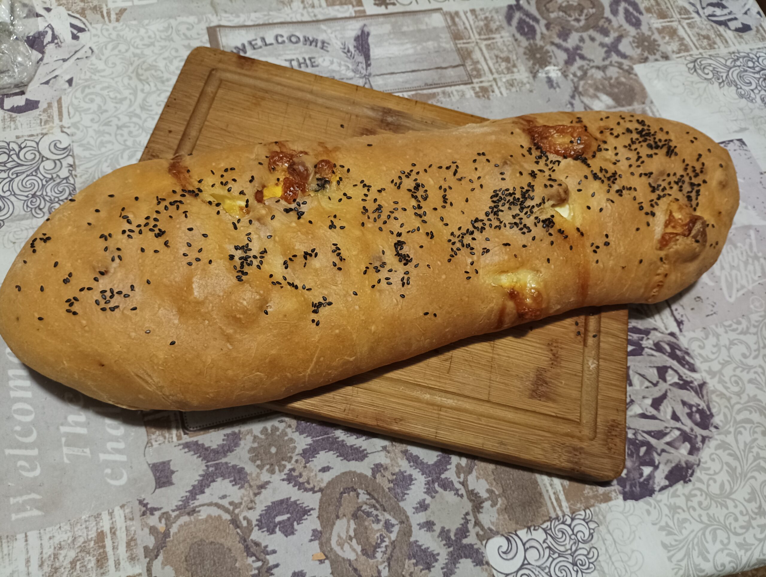 Filone di pane farcito