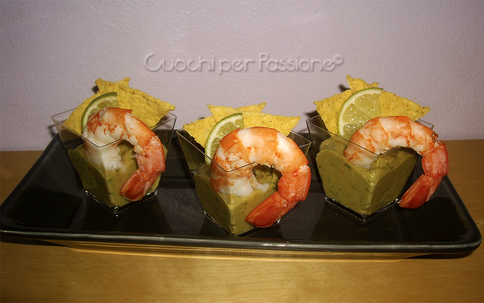 Finger guacamole con gamberoni