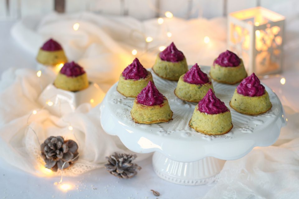 Fingerfood frittata e crema alla barbabietola