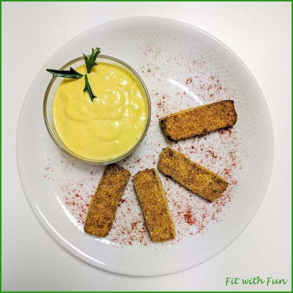 Fingers tofu alla paprika con maionese vegan alla curcuma e curry
