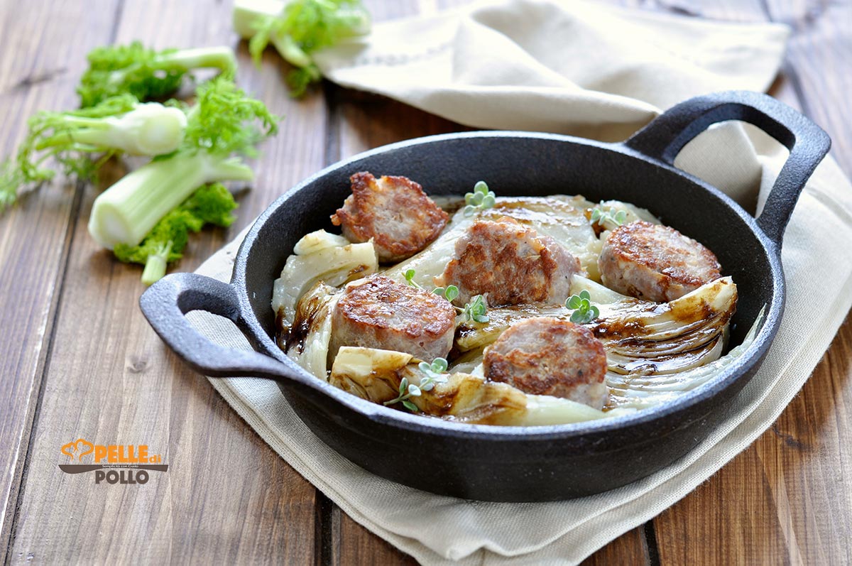 Finocchi con salsicce in padella