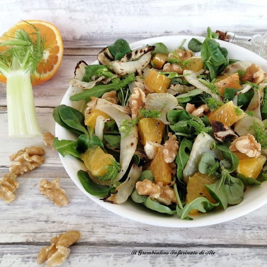 Finocchi grigliati con rucola arance e noci