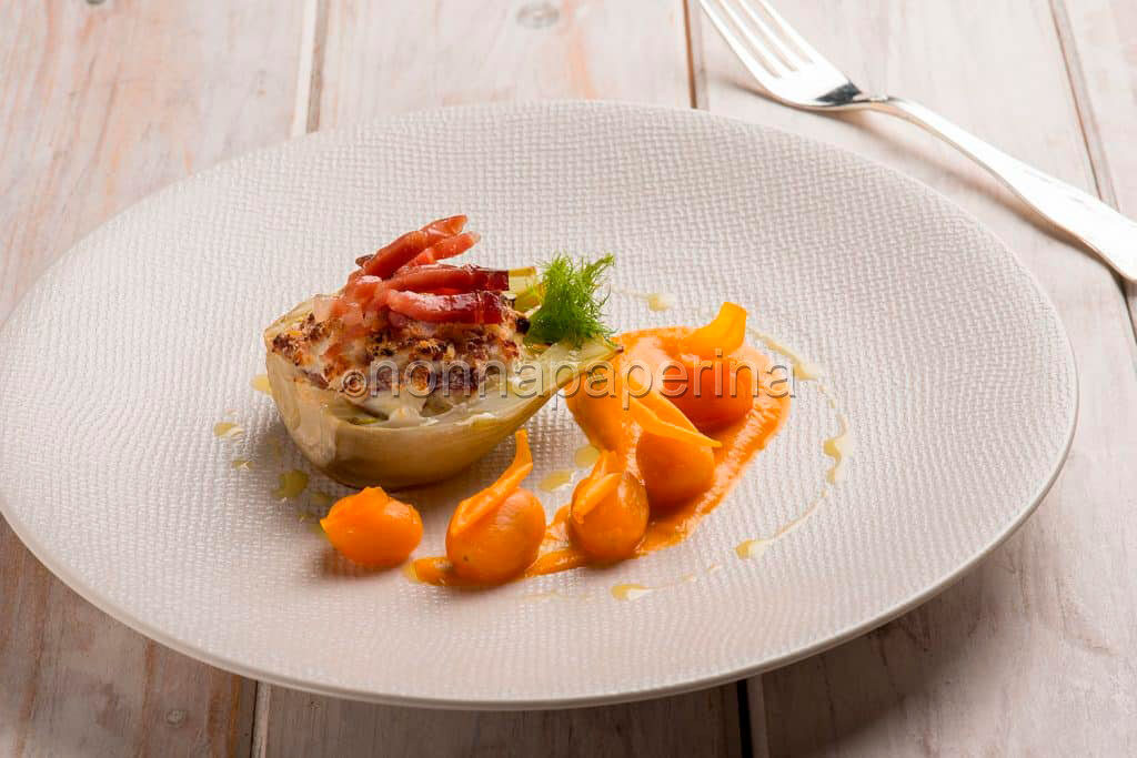 Finocchi ripieni di ricotta e speck, una combinazione eccellente