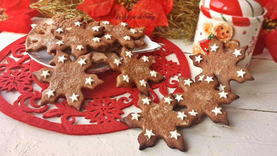 Fiocchi di neve con nocciole e cacao | biscotti natalizi